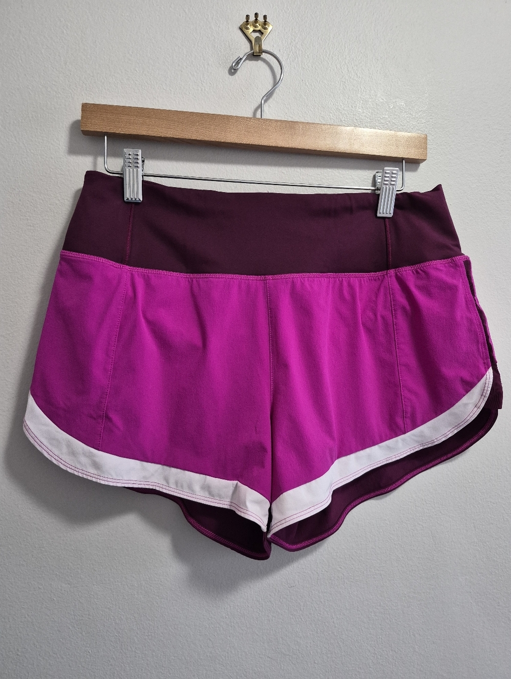 Athleta Running Free Coloblock Shorts Pink Purple Size Small